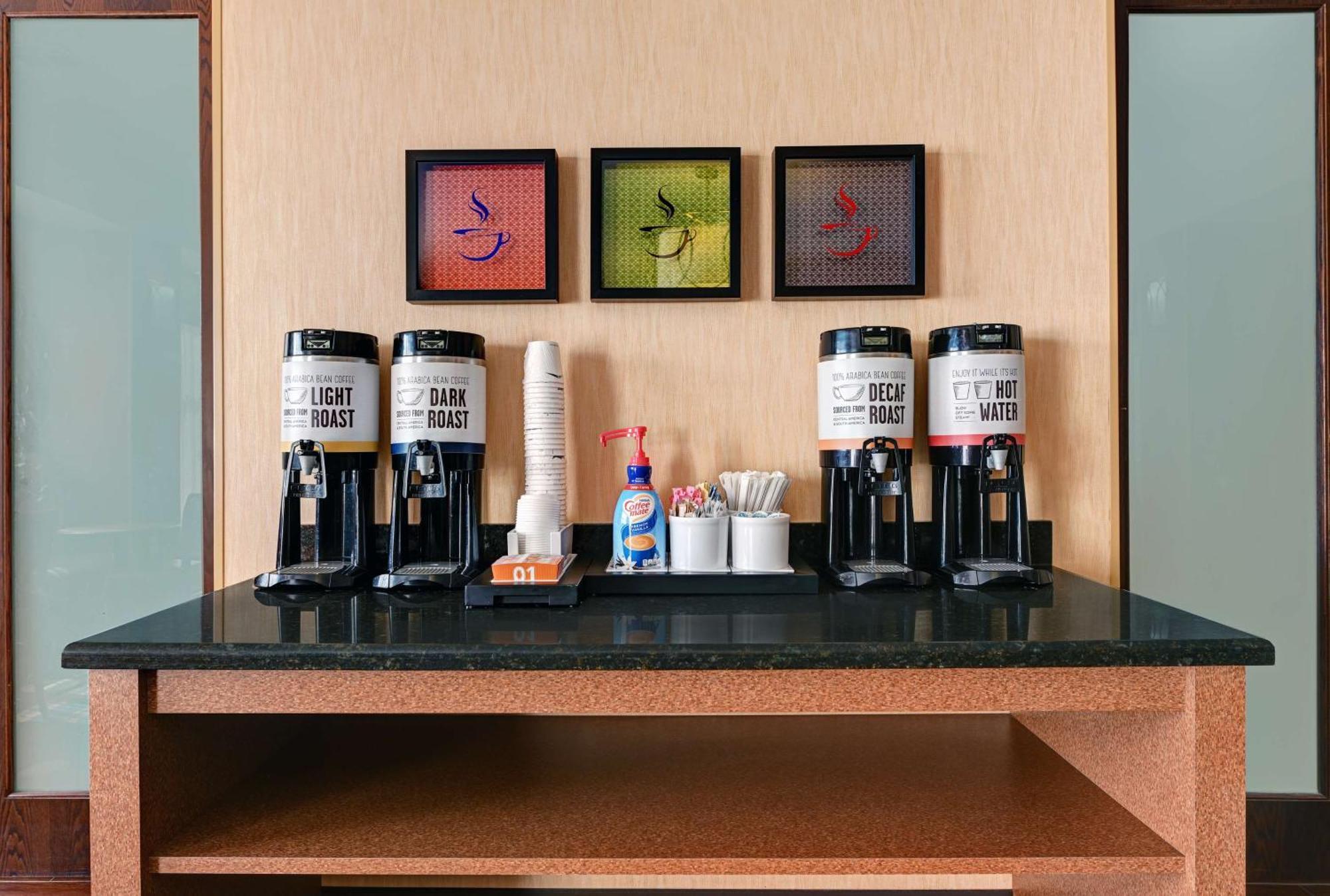 ハンプトン イン デミング エクステリア 写真